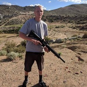 Meet your Posher, Hunter